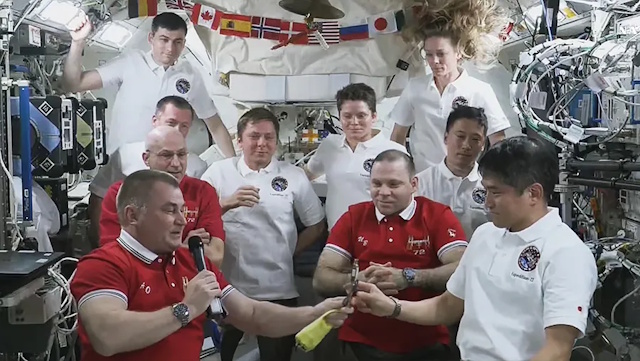 船長交代セレモニー