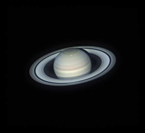 土星で新たに発生した明るい嵐 土星で新たに発生した明るい嵐