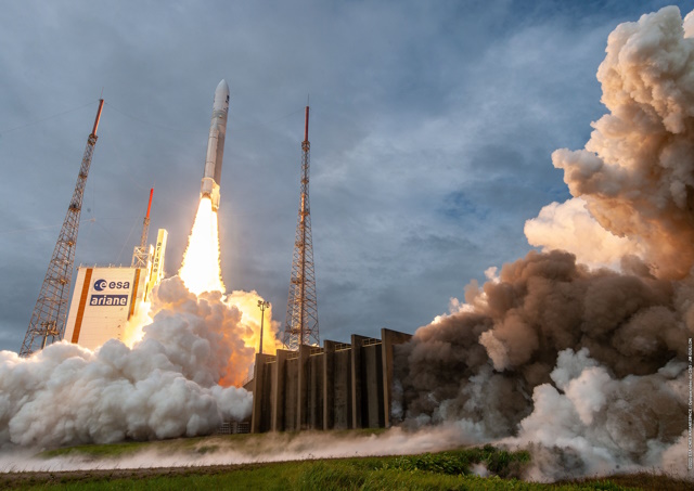 「JUICE」の打ち上げ 「JUICE」の打ち上げ