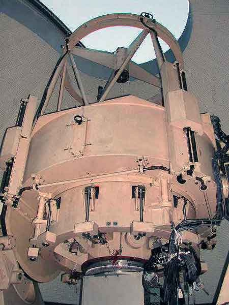 JAXA宇宙科学研究所の1.3m赤外線望遠鏡